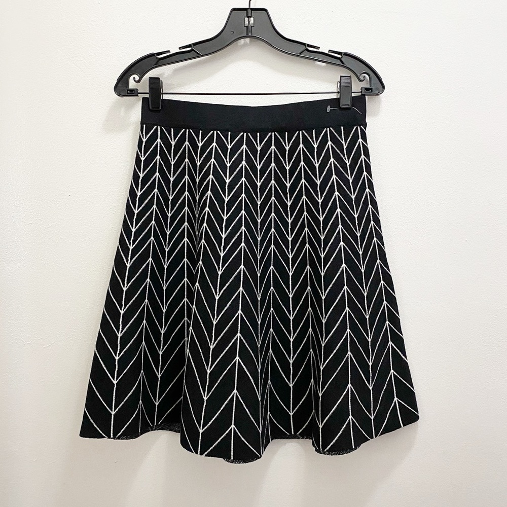 Max Studio || Sweater Knit A-Line Skirt